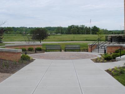 courtyard with seating  